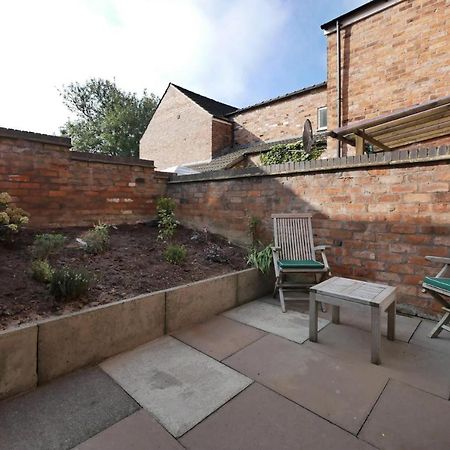 Crewe Short Lets 8 Victoria Court, Creweアパートメント エクステリア 写真